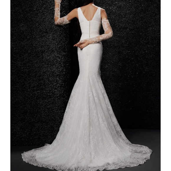 Vera Wang Frania Bridal Gown - Picture 2 of 2